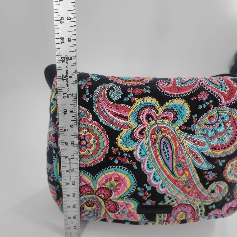 Vera Bradley excellent